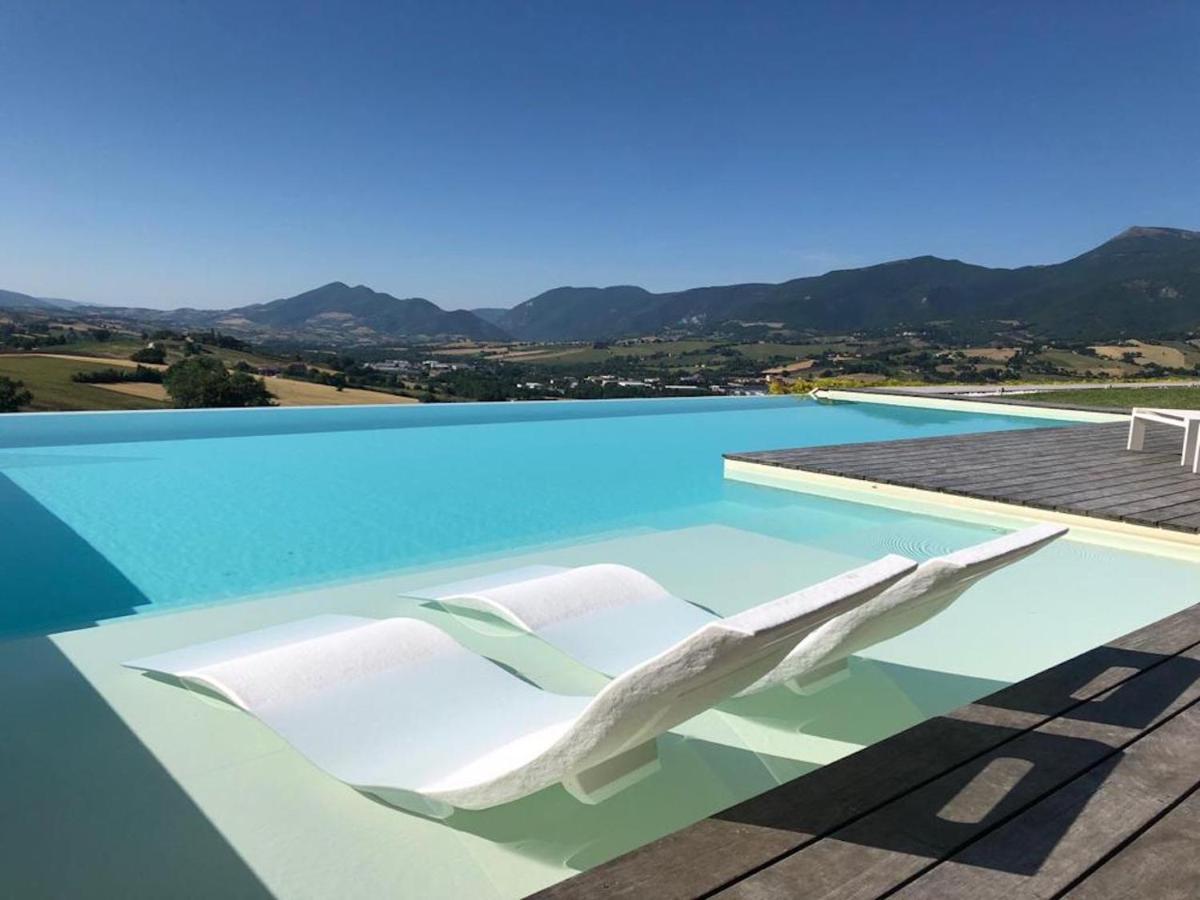 Serre Alte Landscape Luxury Rooms Matelica Eksteriør billede